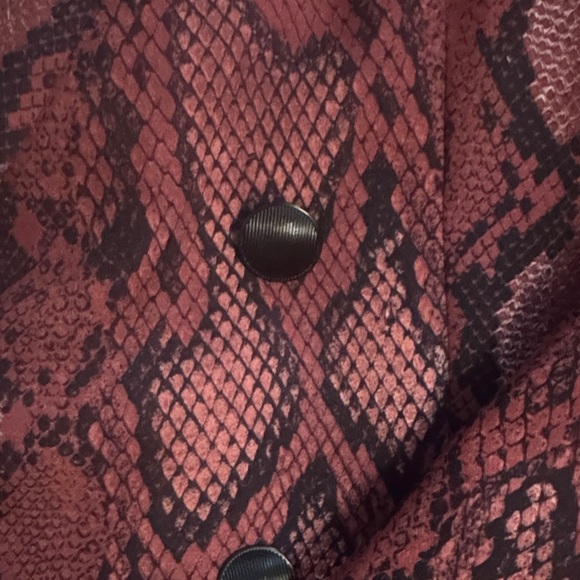 L'AGENCE Double-Breasted Pink Snake Print Blazer - Picture 3 of 4